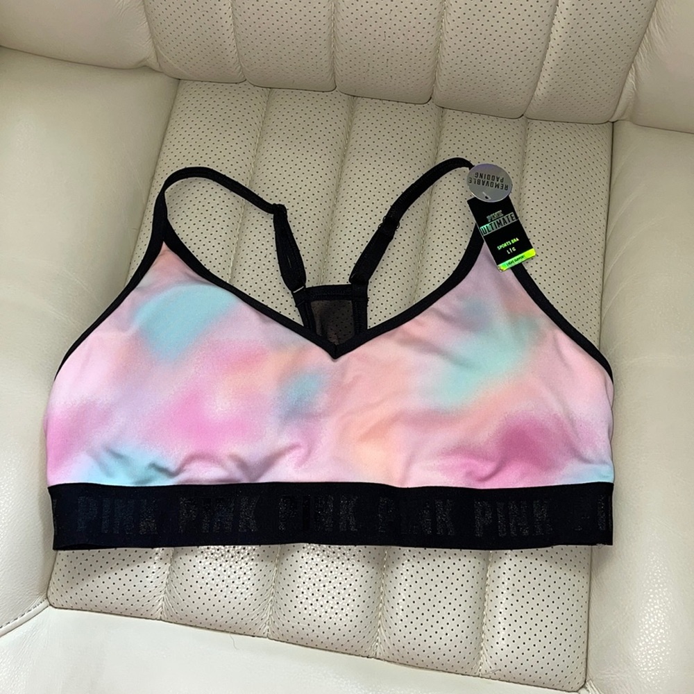 VS PINK ultimate sports bra large NWT
